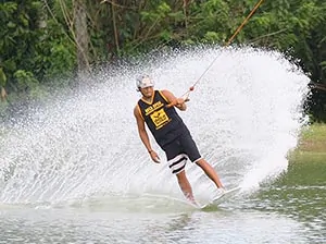 wakeskater